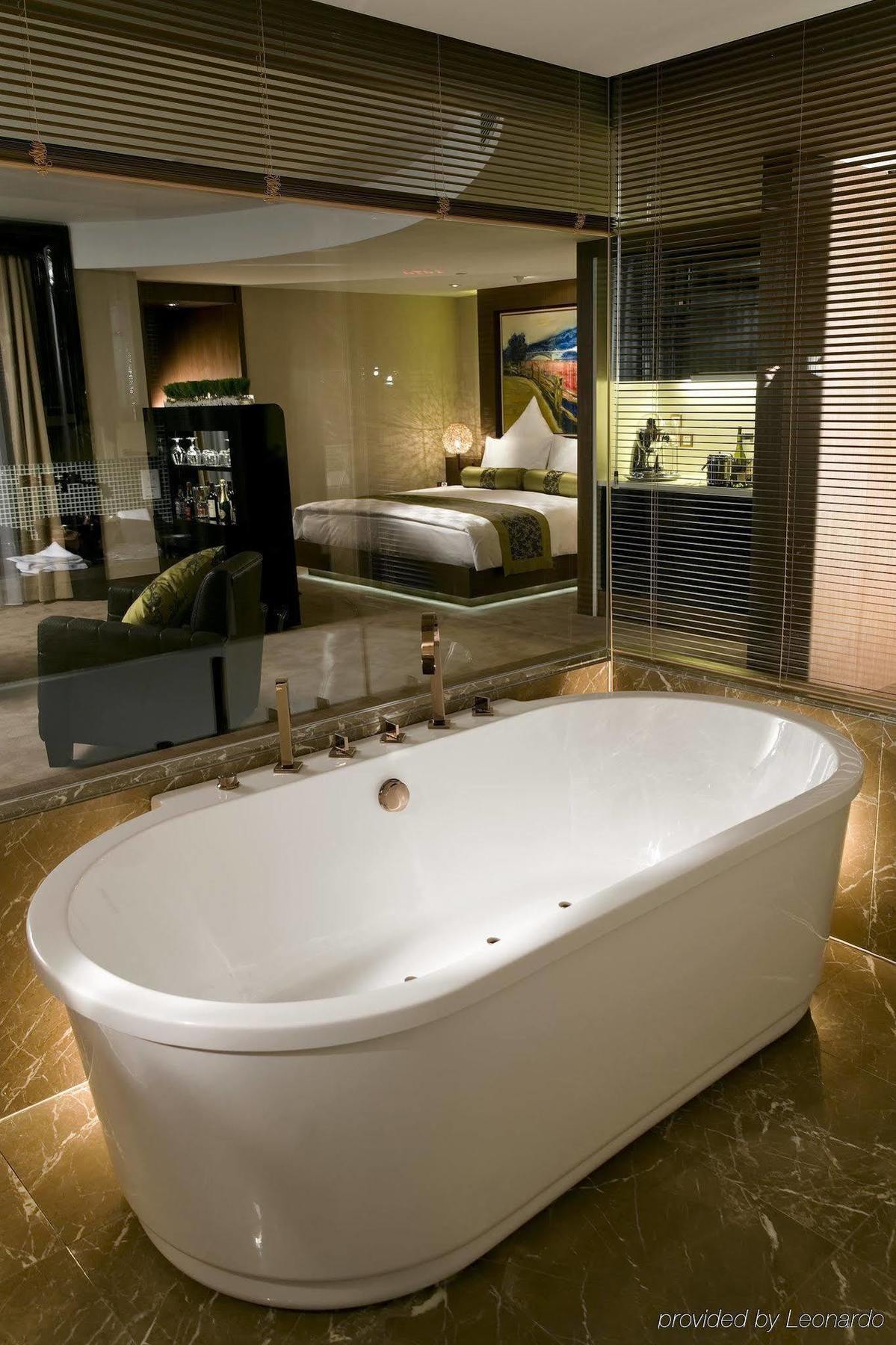 Pudi Boutique Hotel Fuxing Park Şanghay Oda fotoğraf